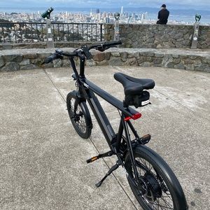 Meet your Posher, Marnie